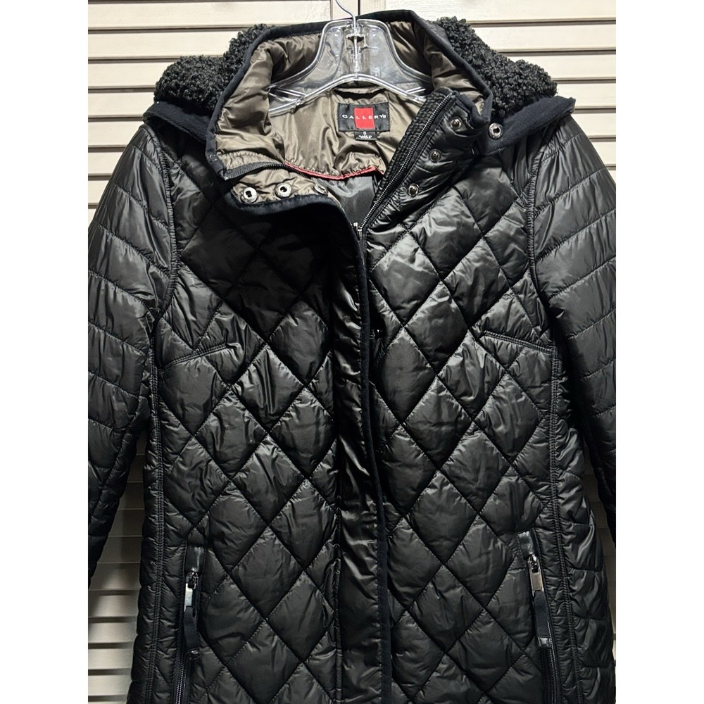 Gallery Puffer Jacket Zip/Snap Up Hood Size Large Zip Pockets Lined Black Toggle - Picture 2 of 9